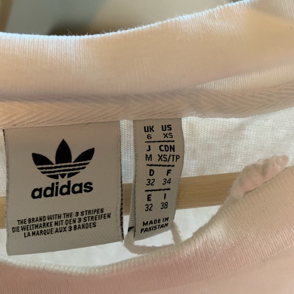 ADIDAS Trefoil oversize fit tee, XS, white/blush green - Picture 5 of 5